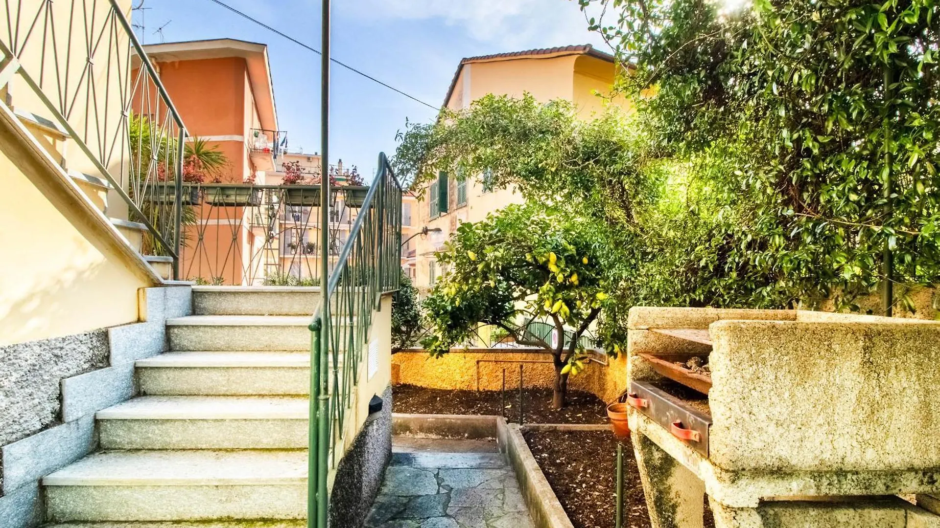 Casa Margherita Rapallo 0*,